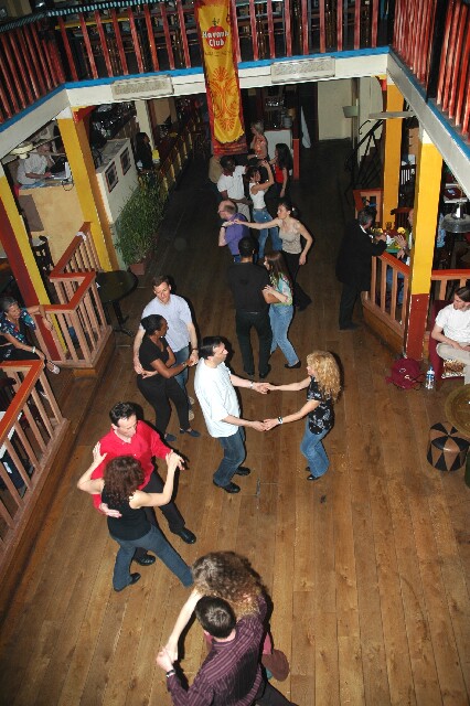 min 2006 05 02 latino 122